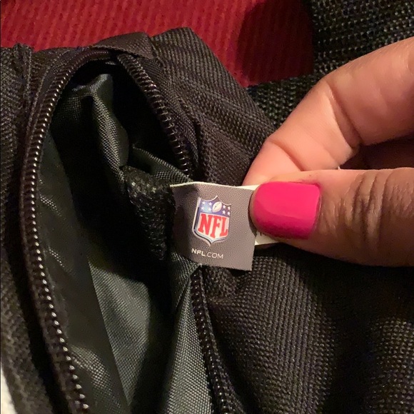 Authentic Unused NFL Saints Fanny Pack - Picture 13 of 13